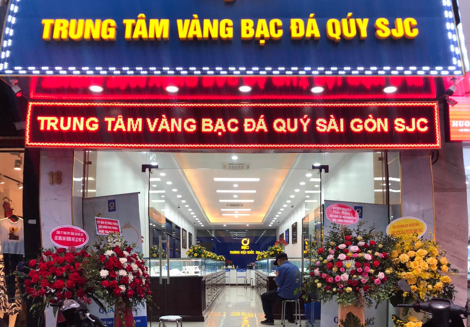 Tiệm vàng SJC ở Bình Dương 